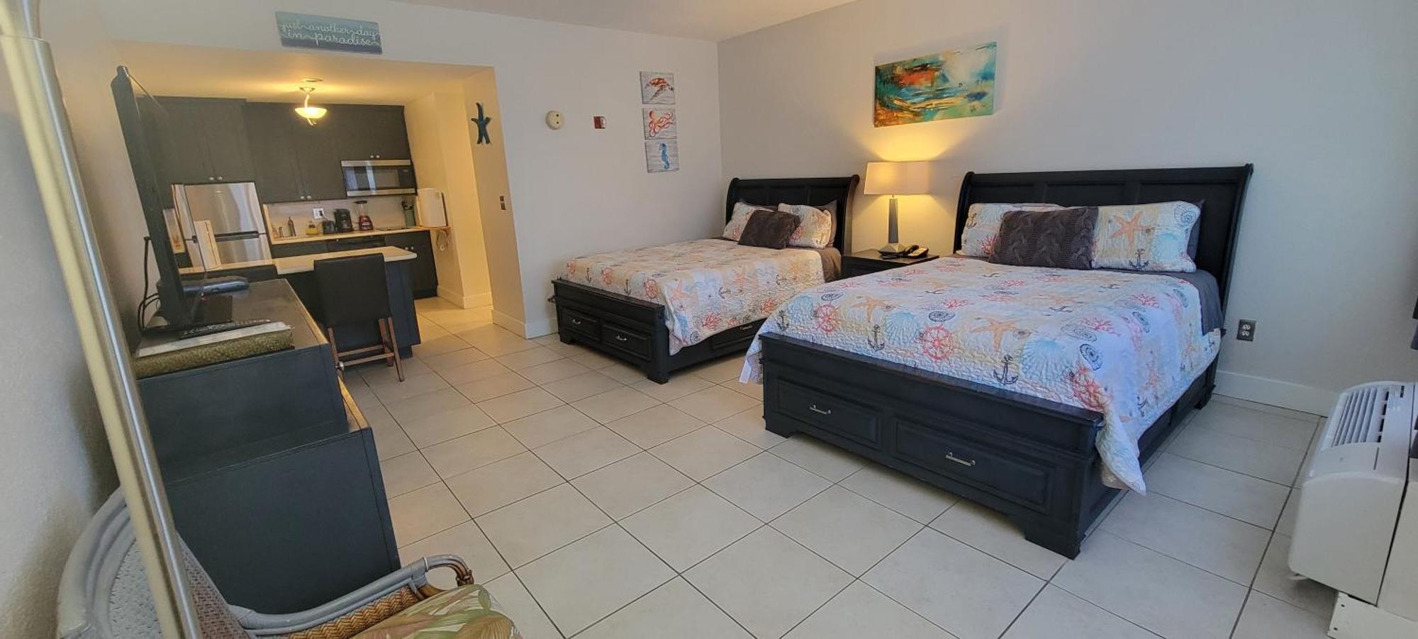 Sea Breeze, Studio 510, Beach Steps Away!+Pool+Wifi Ruskin Exteriör bild